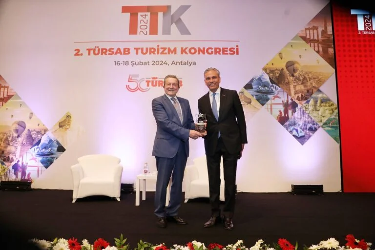 2. TÜRSAB Turizm Kongresi, yoğun katılımla başladı