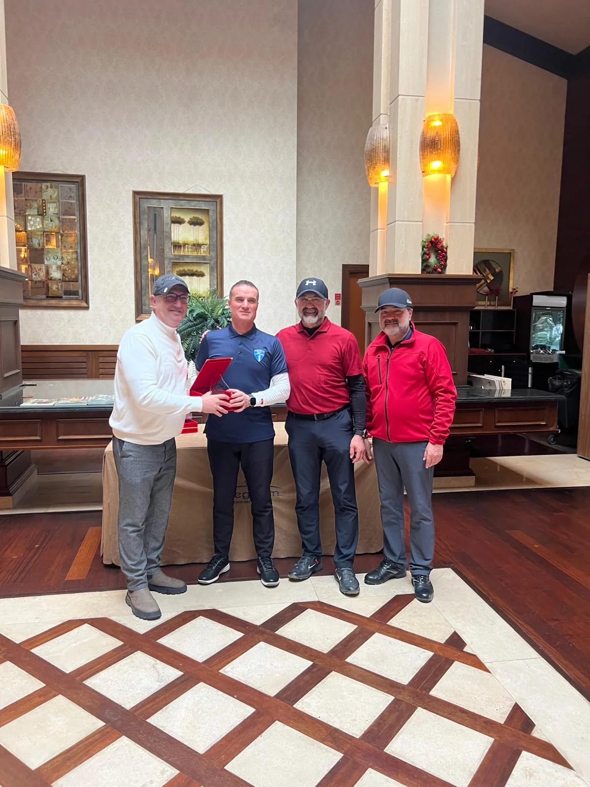 Sevilen turizmci Mahmud Var'ı golf turnuvası ile andılar