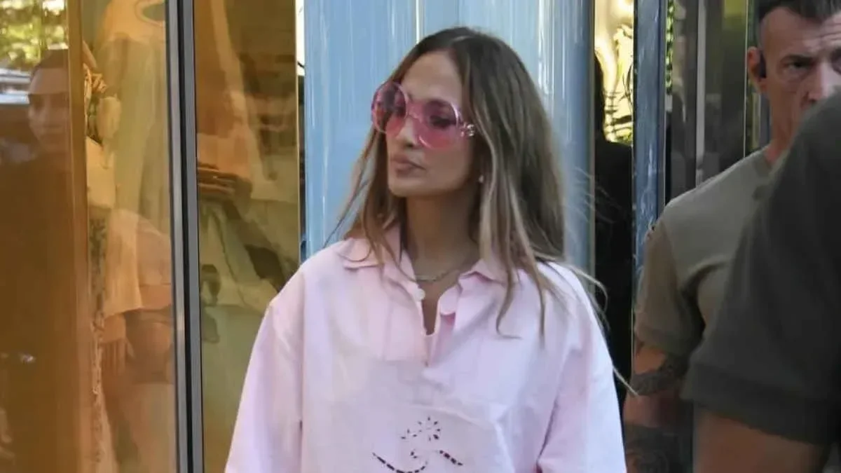Jennifer Lopez’i İstanbul’da mağazaya almadılar