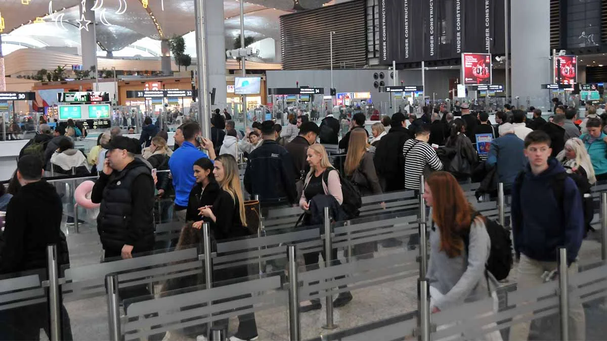 İstanbul Havalimanı'nda tatil yoğunluğu başladı