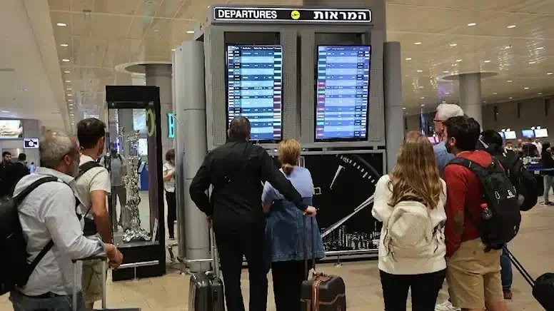 İsrailli vatandaşlar Antalya ve İstanbul uçaklarını doldurdu