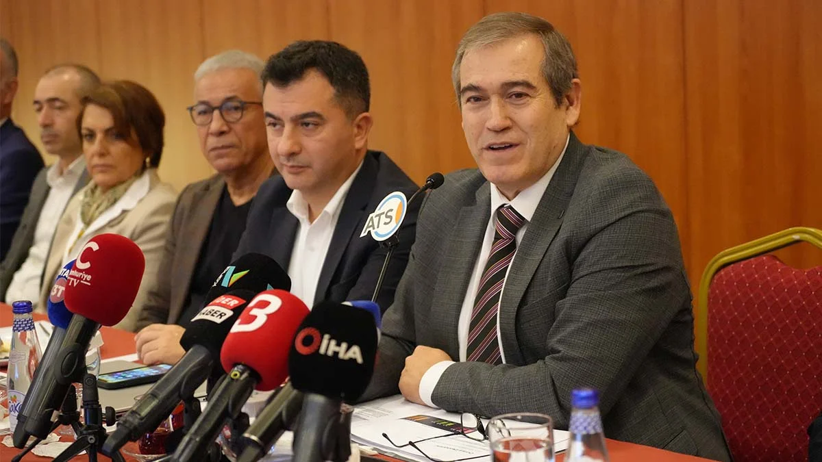 Türkiye’ye gelen turistlerin %46’sı Antalya’da geceleme yapıyor