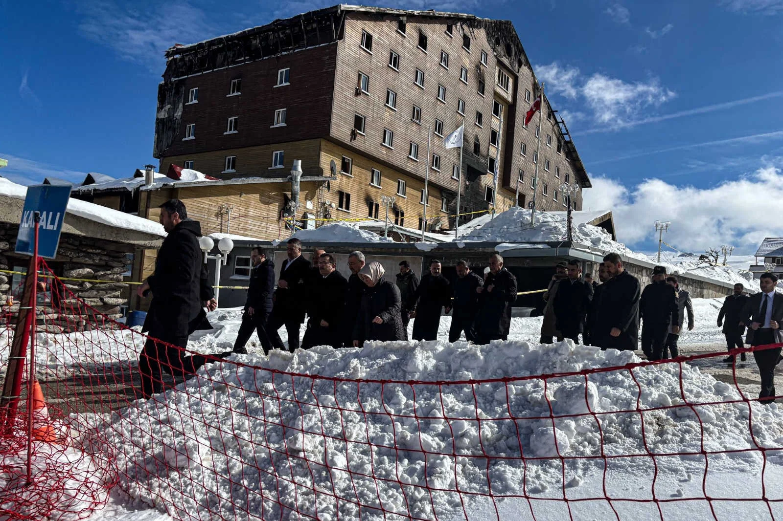TBMM Kartalkaya Komisyonu, facia otelinde