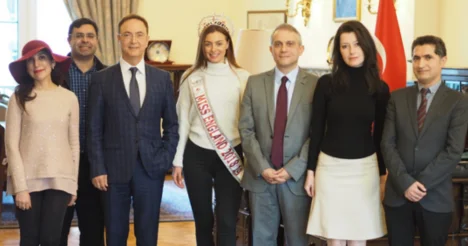 İngiltere’nin güzellik kraliçesi Türkiye’nin tanıtım yüzü olacak