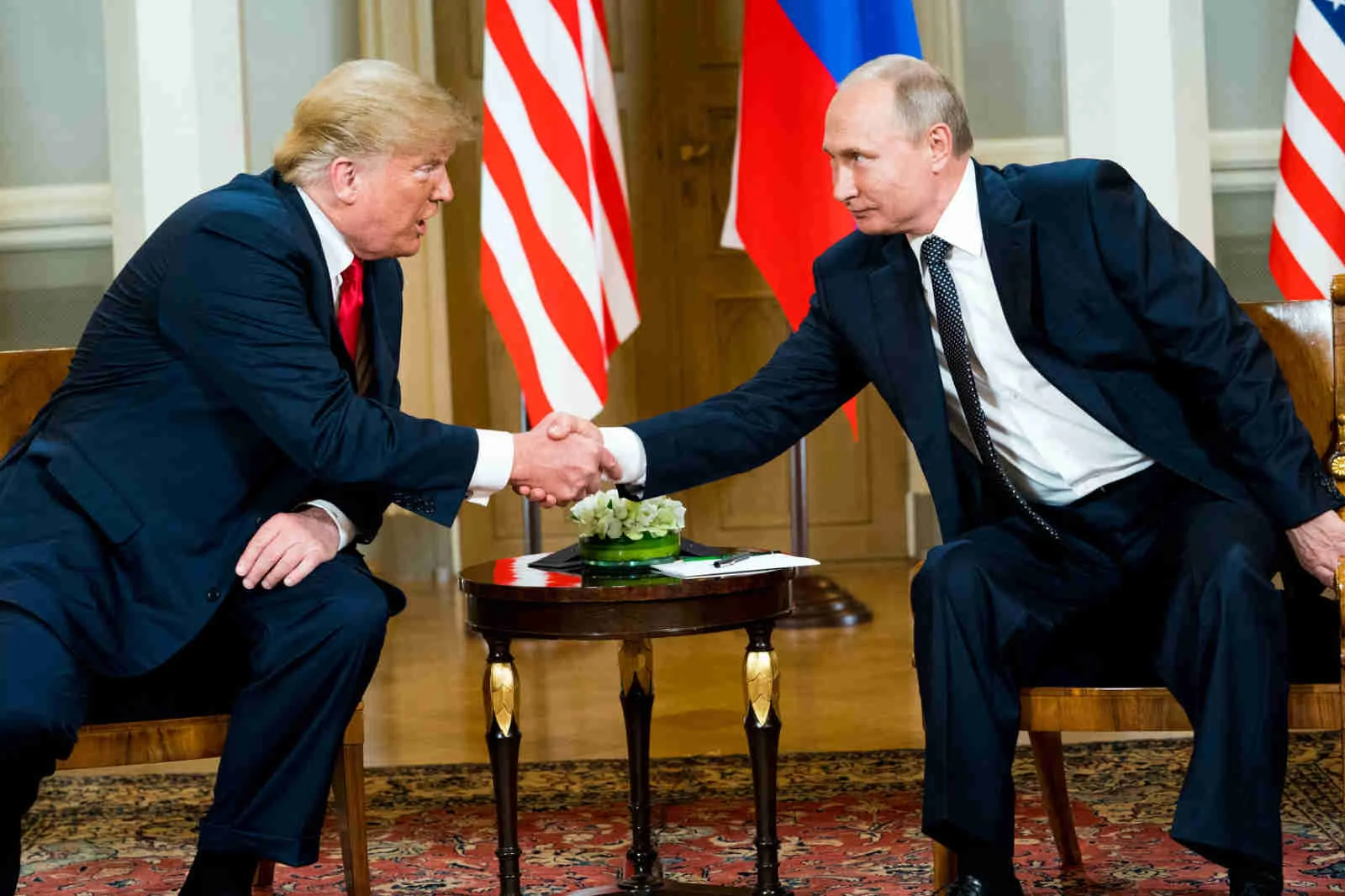 Trump ve Putin, savaşın sona erdirilmesini konuştu