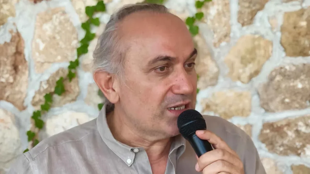 Hamit Kuk: “Biz, Turizm Bakanlığı’ndan illegal bir şey istemiyoruz, sadece sorunlarımızı çözmesini istiyoruz”