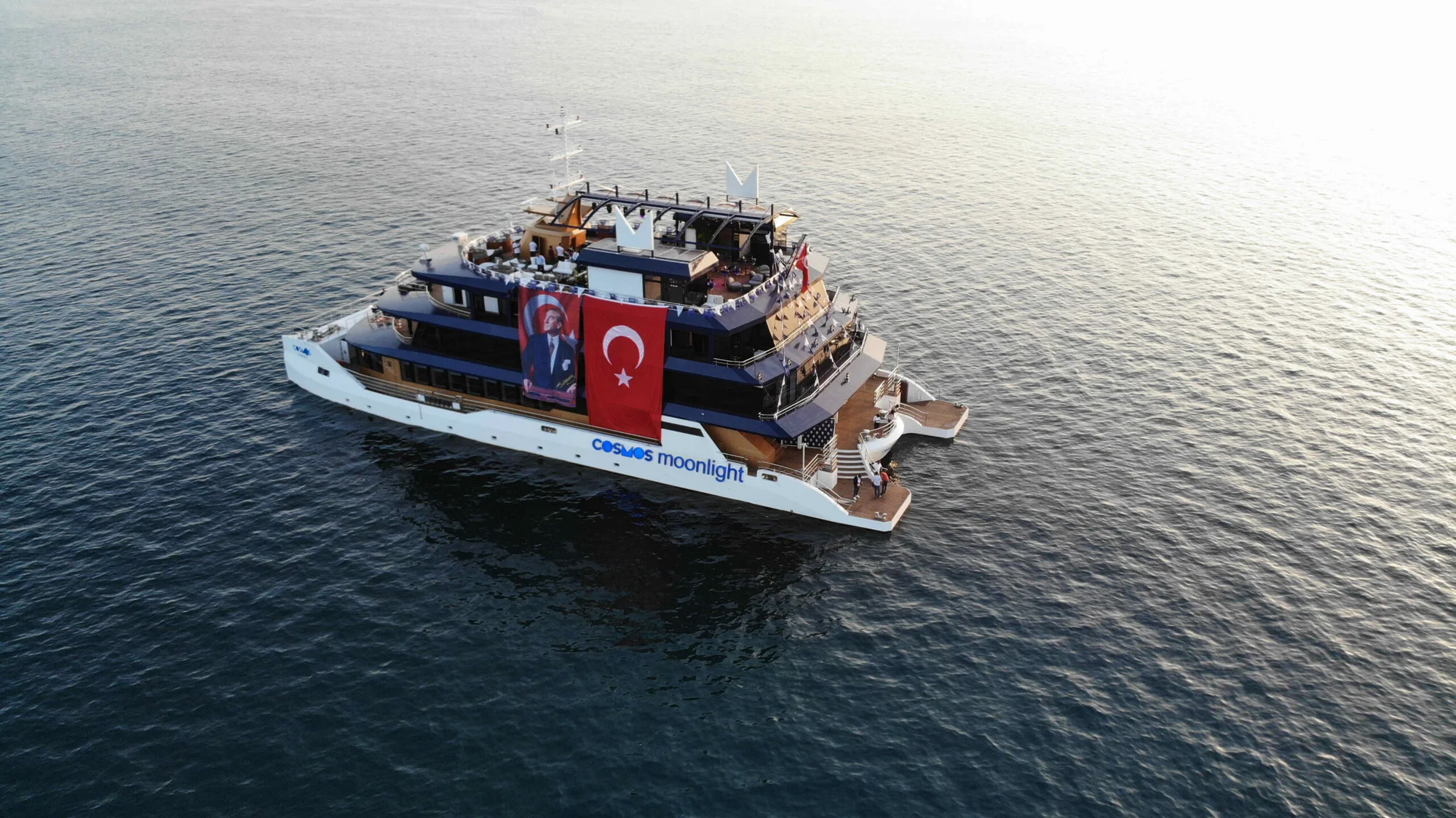 Yenilenen Nirvana Cosmopolitan, yeni sezon için kapılarını açtı