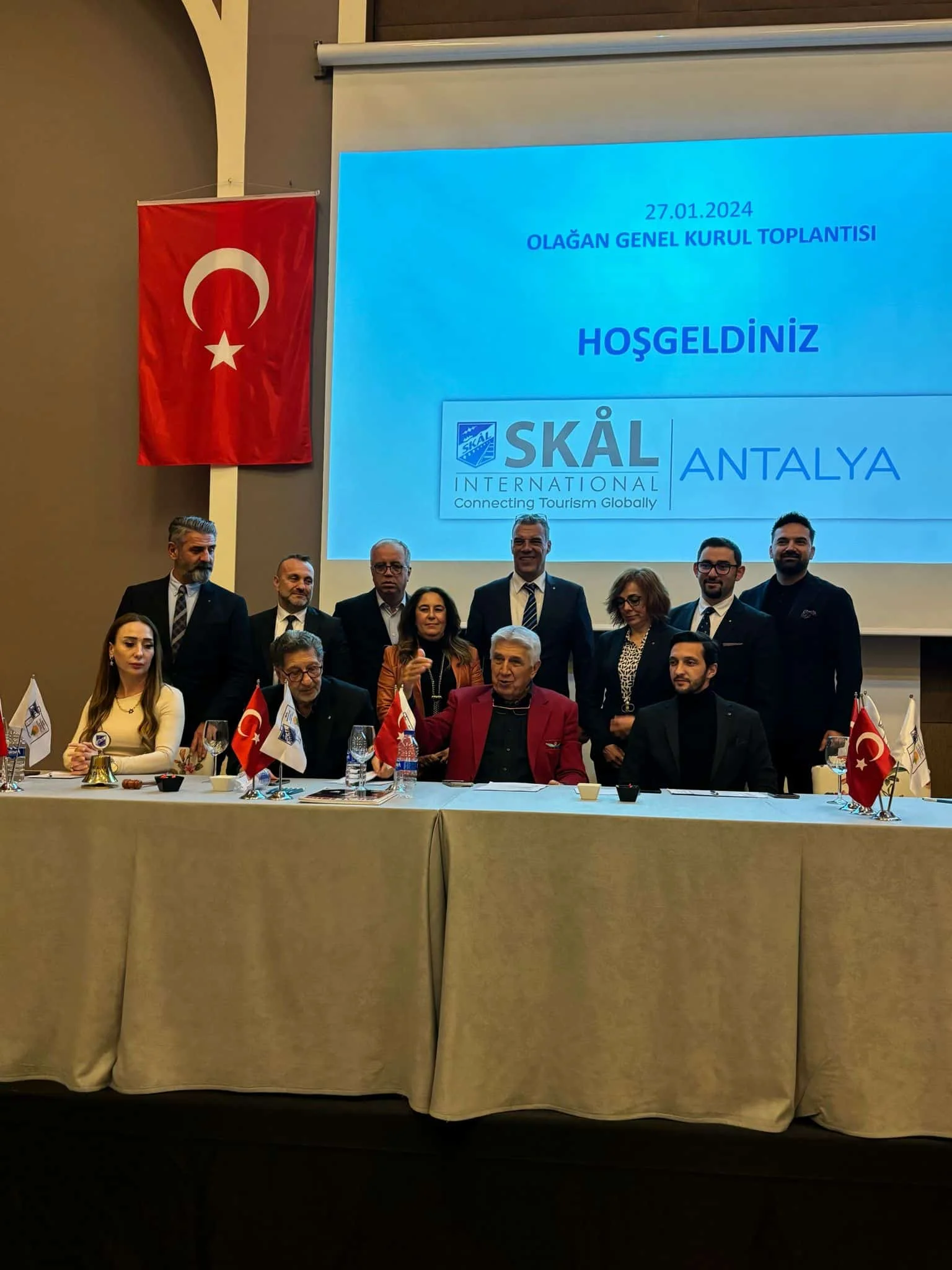 Uğursal Uğur, Skal Antalya'da yeniden başkanlığa seçildi