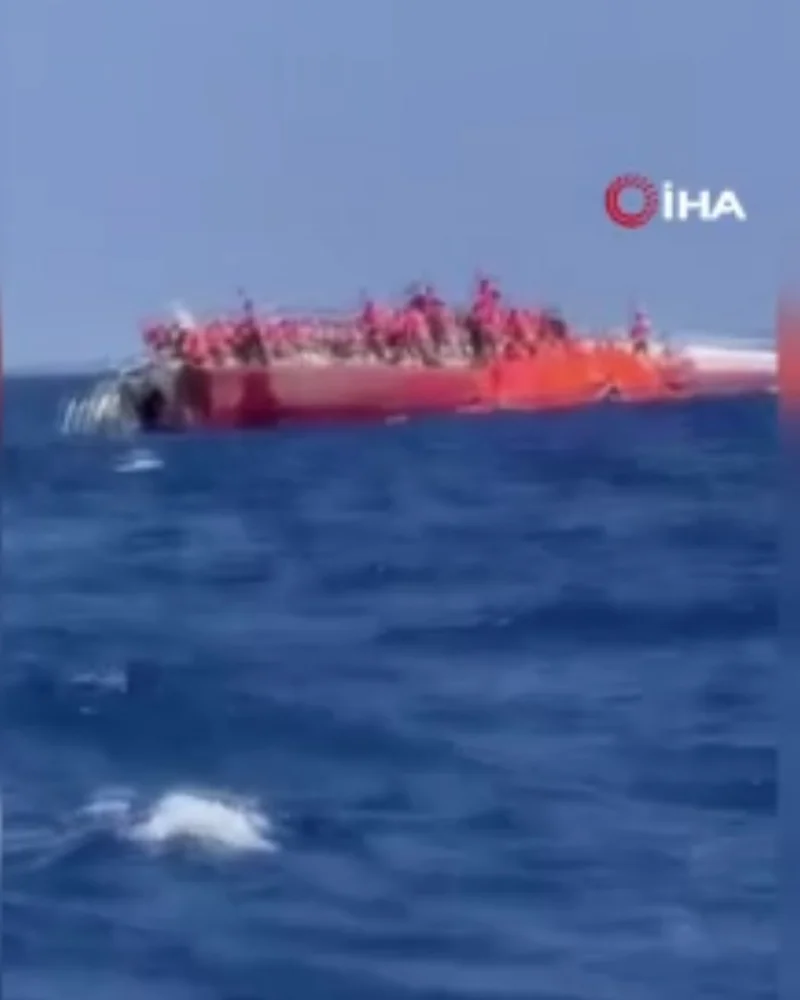 Girne açıklarında 279 kişinin bulunduğu yolcu gemisi battı