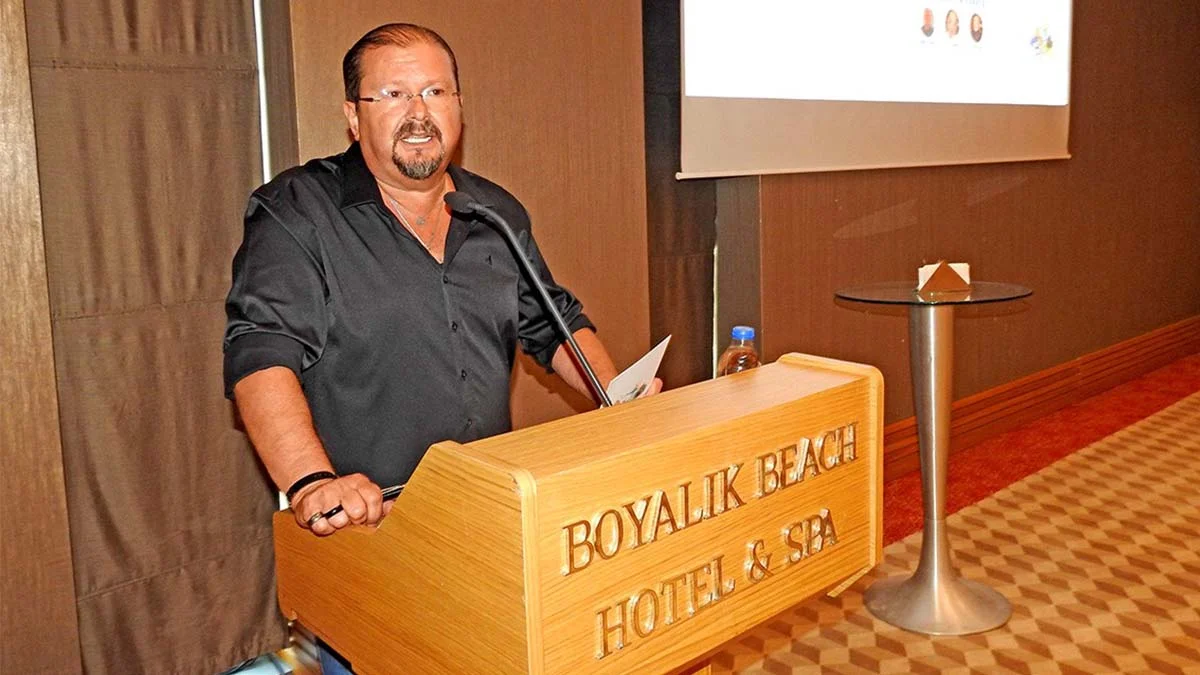 ÇEŞTOB Başkanı Orhan Belge: “Çeşme ile Yunan Adalarını bir tutmayın”