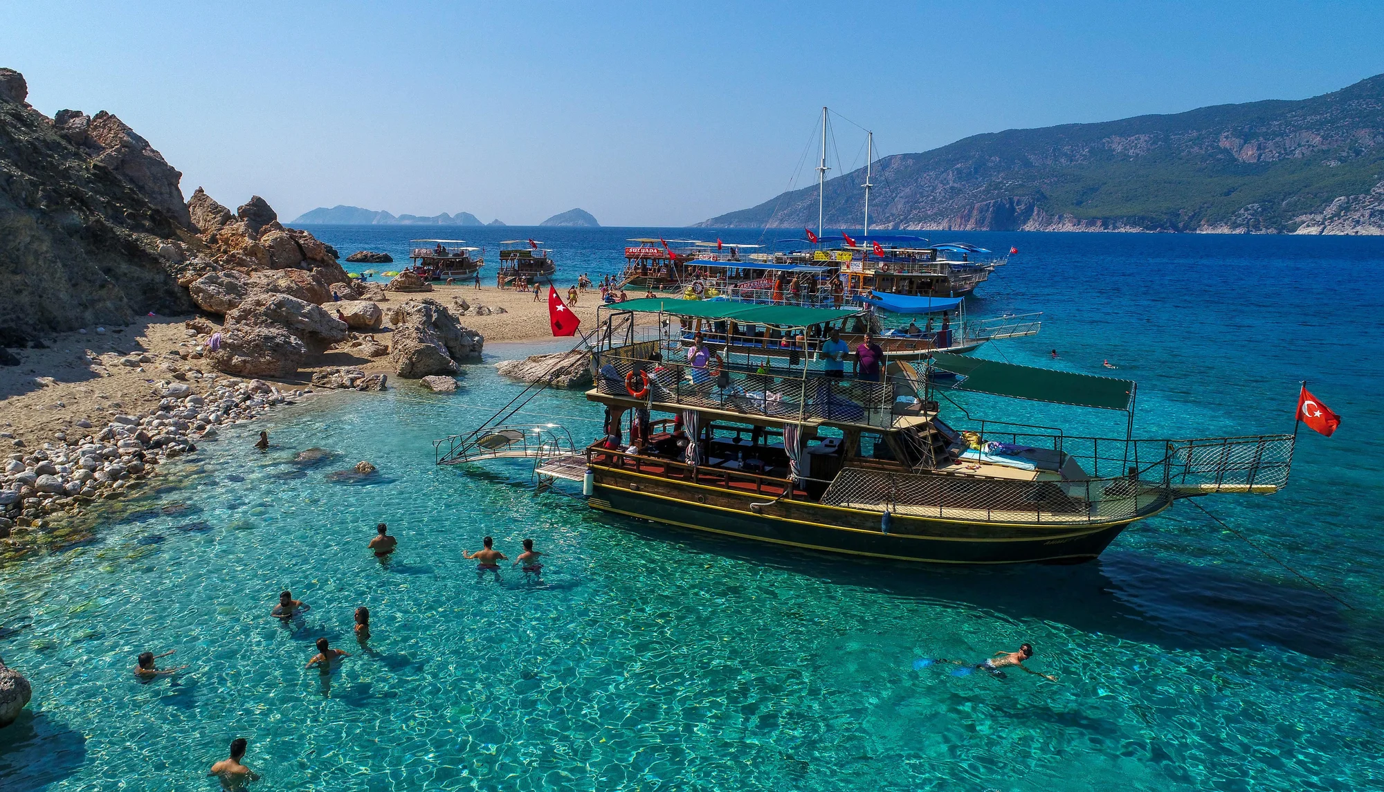 Antalya’da turizmi yılın 12 ayında yaymak bir temenni değil hedef olmalı