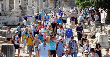 5 ayda 13 milyon yabancı ziyaretçi ağırladık, Rusya yine ilk sırada