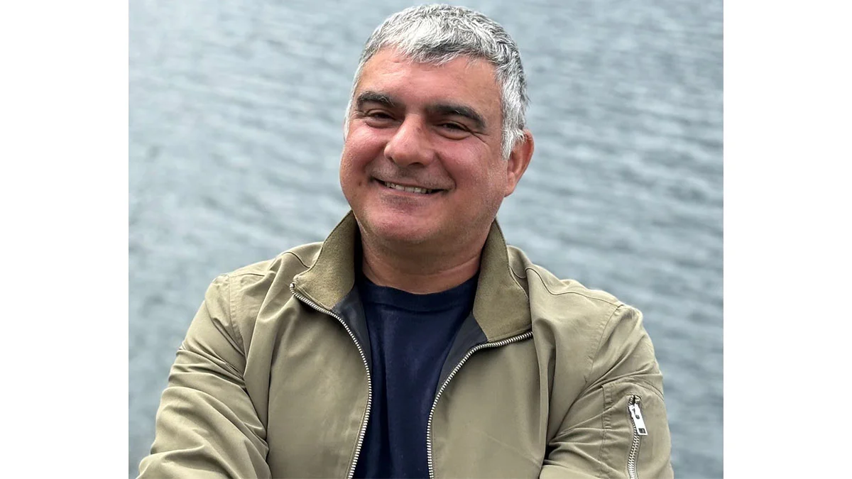 Cem Uzan, Anex Turizm Grubu'nda