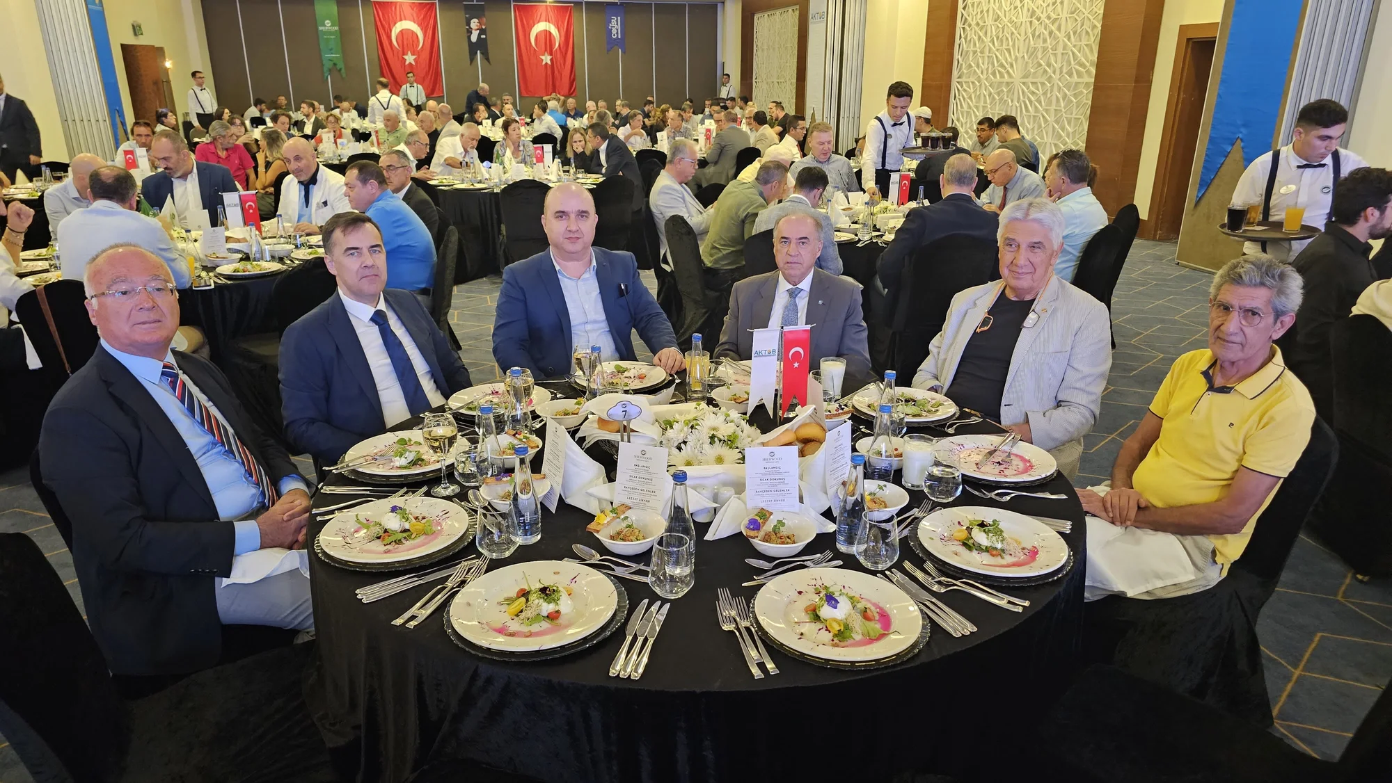 Kaan Kavaloğlu: “Turizm yapabilme hakkını Cumhuriyet sayesinde elde ettik”