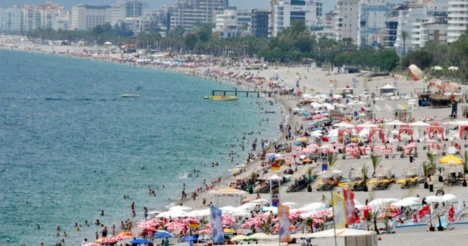 Oteller, iç pazardaki 10 milyon tatilciyi bekliyor