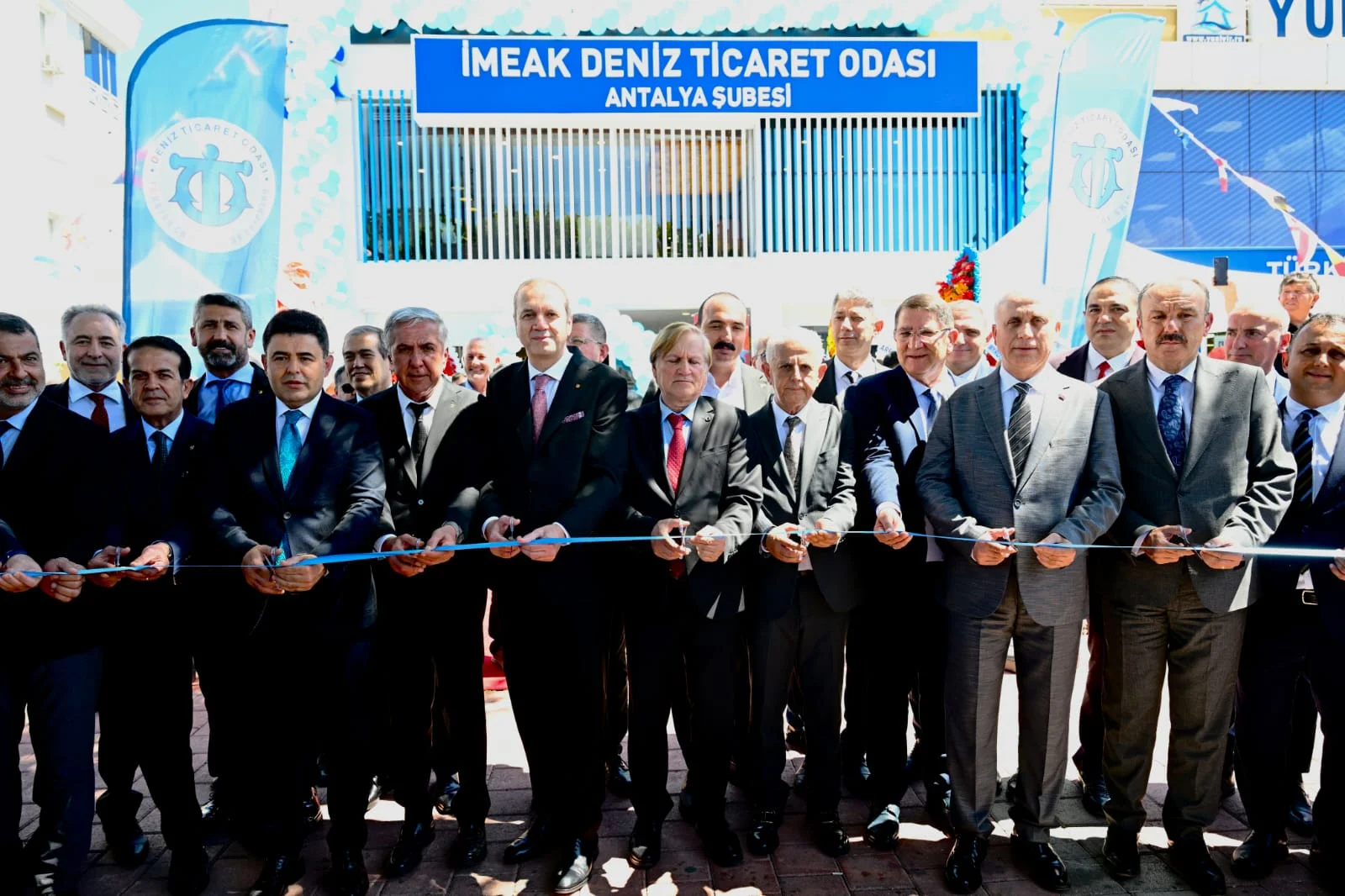DTO Antalya Şubesi yeni hizmet binası törenle açıldı