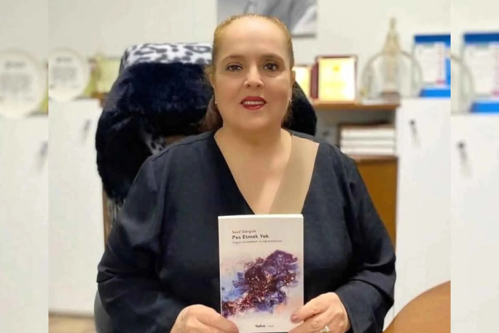 Otel Müdürü, kanserle mücadelesini kitap haline getirdi