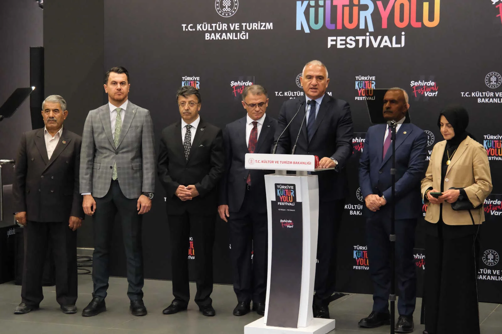 Bakan Ersoy: “Durmayacağız, yorulmayacağız, asla yetinmeyeceğiz”