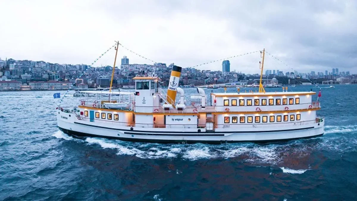 İş Bankası’ndan yüzen şube: İş Vapur hizmete açıldı