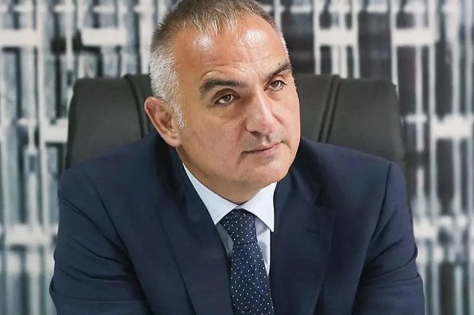 Bakan Ersoy: “Türk milletinin en önemli özelliği vatanına olan bağlılığıdır”