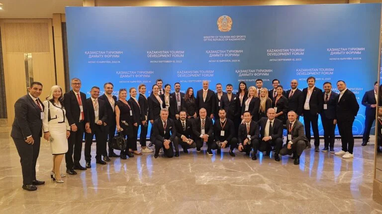 Fettah Tamince ve Neşet Koçkar, Kazakistan’da turizm deneyimlerini paylaştı