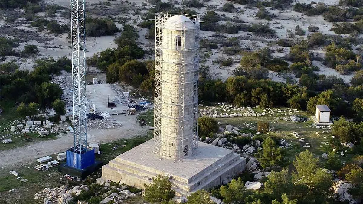 2 bin yıllık Patara Deniz Feneri'nin restorasyonu tamamlandı