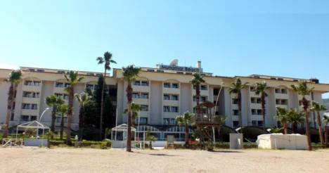 Katar Şeyhi'nin Marmaris’teki 5 yıldızlı oteli, kaderine terk edildi