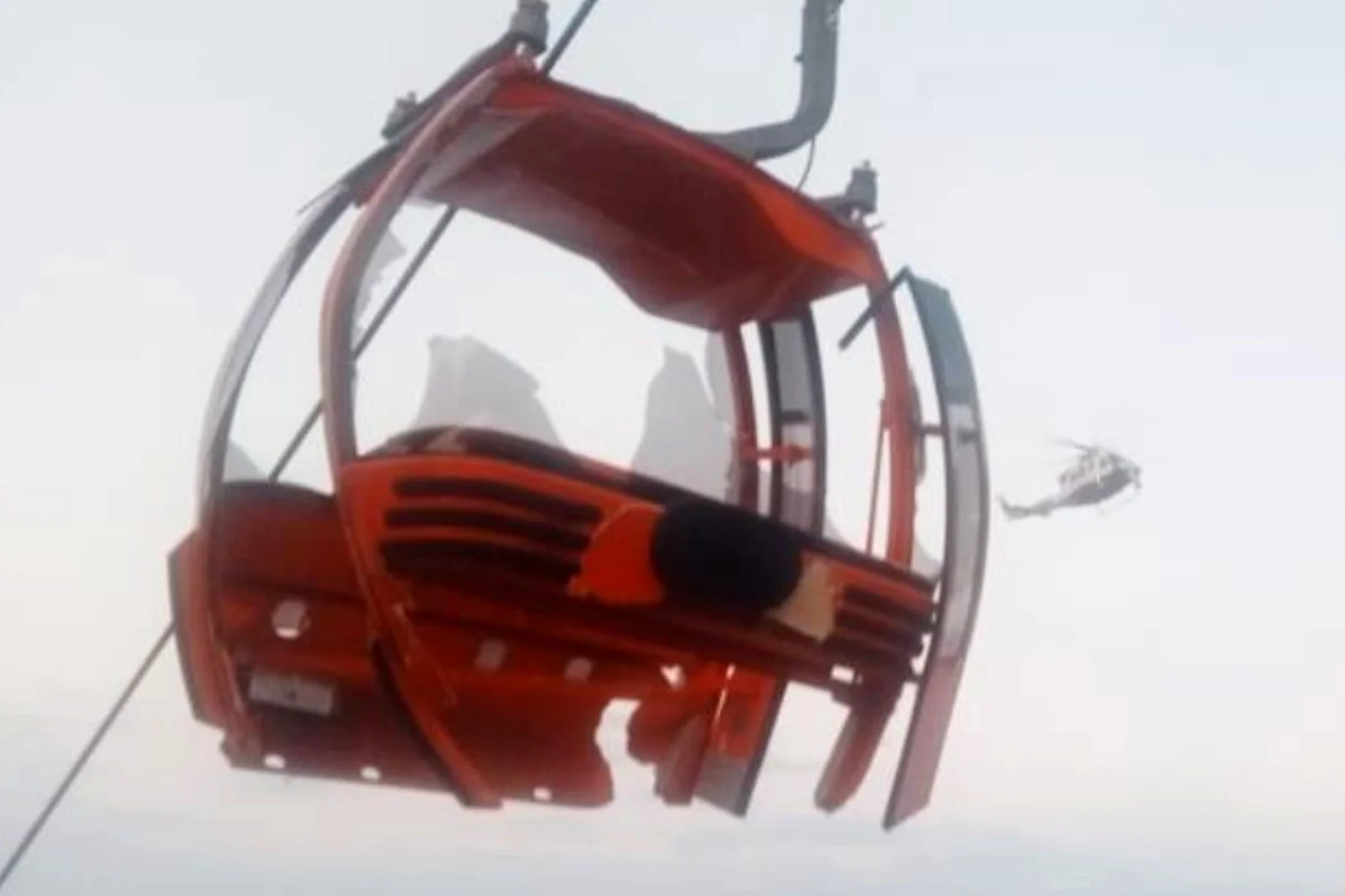 Antalya’da teleferik kazası: 1 kişi öldü, 10 kişi yaralandı