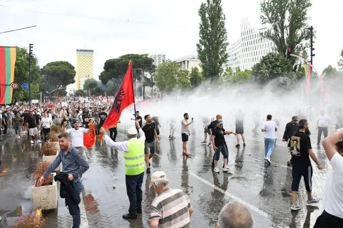 Trump'ın damadının tatil köyü projesi çatışmaya yol açtı: 5 polis yaralandı