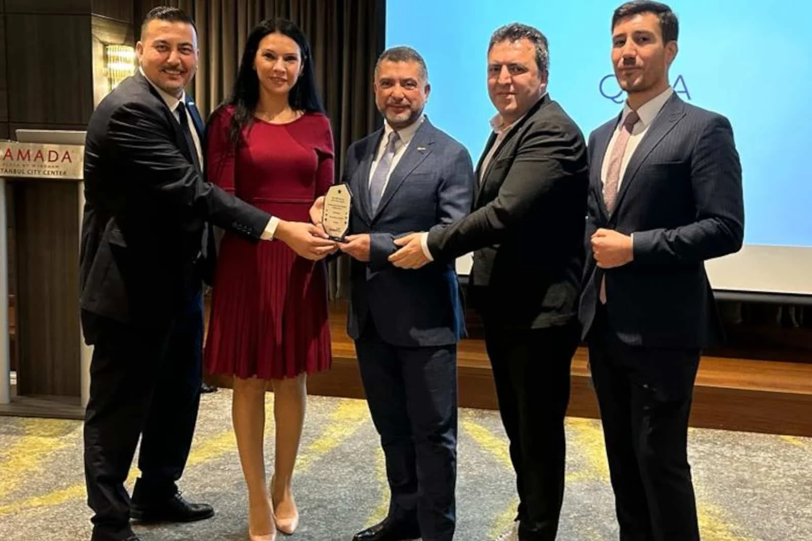 Yılın En İyi B2B Acentesi Ödülü Paximum’un oldu
