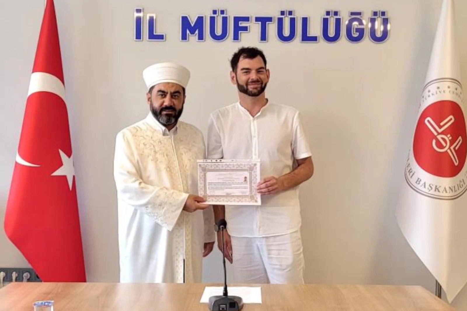 Alman turist, tatile geldiği Türkiye’de Müslüman oldu