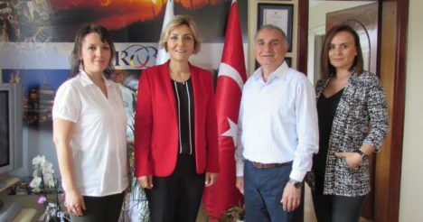 Turizm yazarları, Müberra Eresin’i ziyaret etti