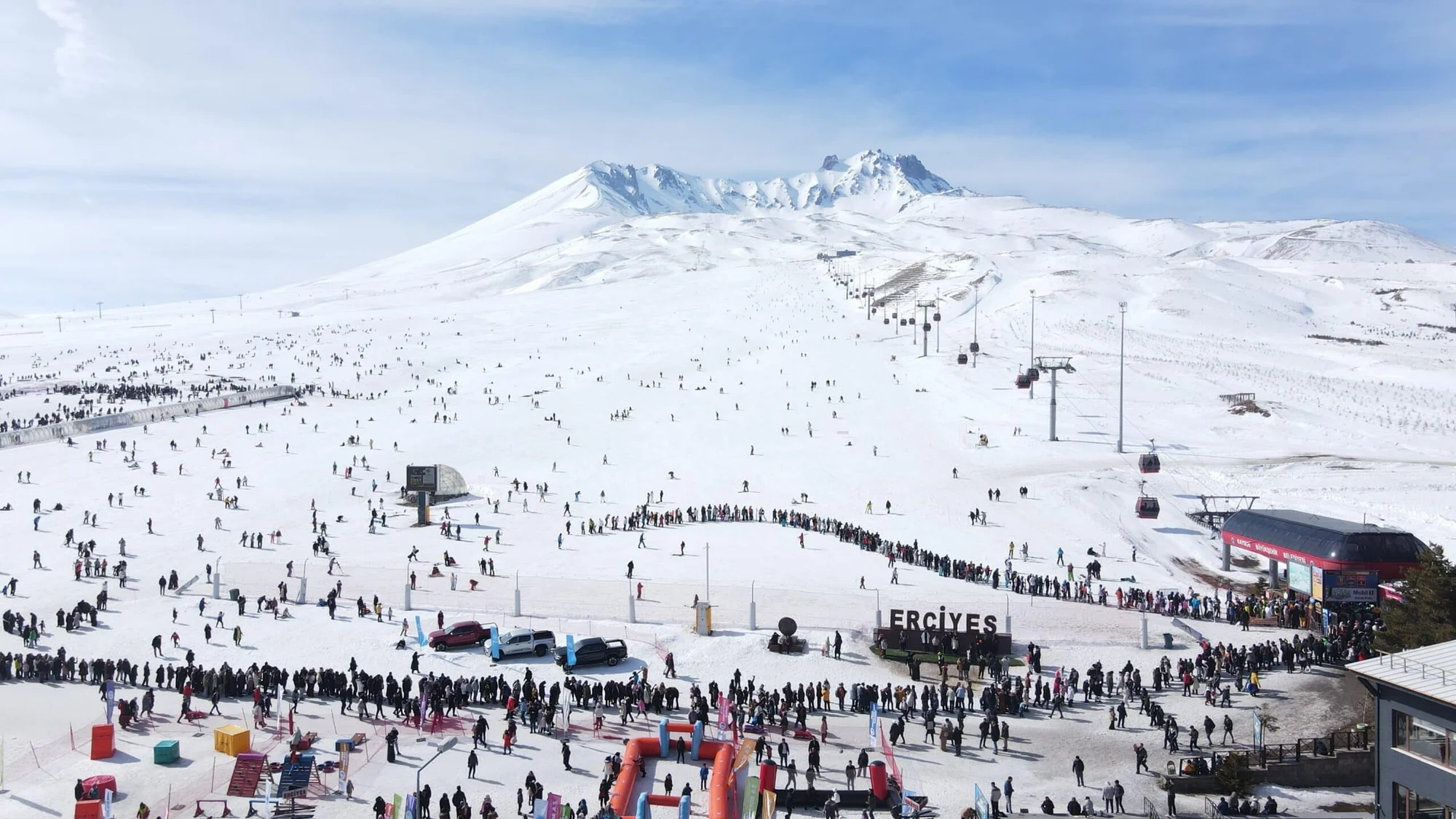 Erciyes Kayak Merkezi 2 milyon turiste ev sahipliği yaptı