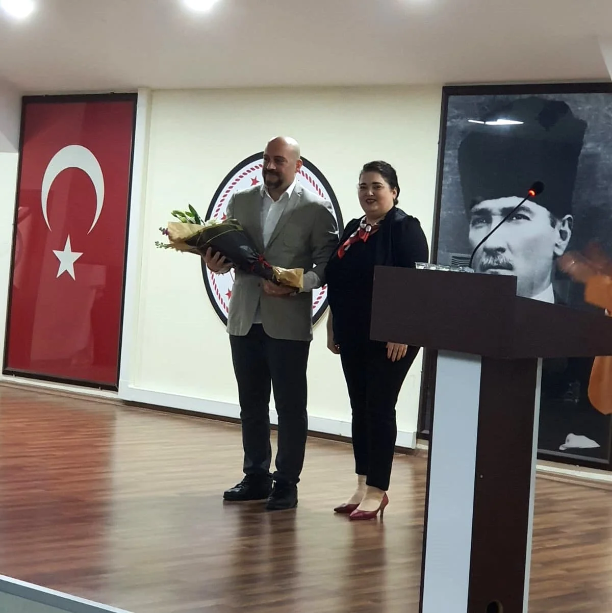 Profesyonel otel yöneticileri, öğrencilerle buluştu