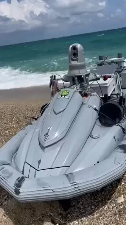 Ukrayna donanmasına ait bomba yüklü Jetski, otelde paniğe neden oldu