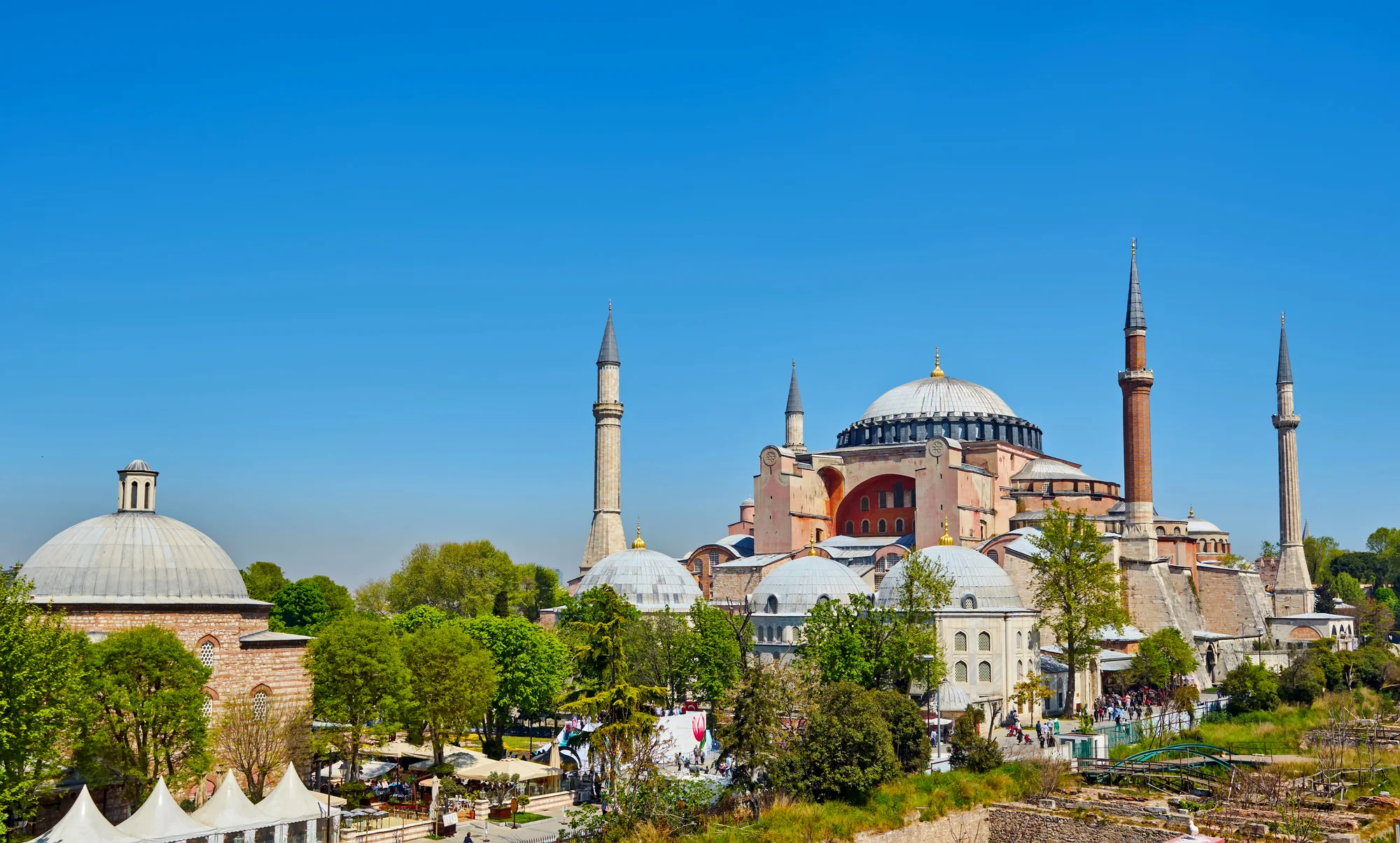 Ayasofya’ya girişlerde yabancı turistlerden alınacak ücret belli oldu