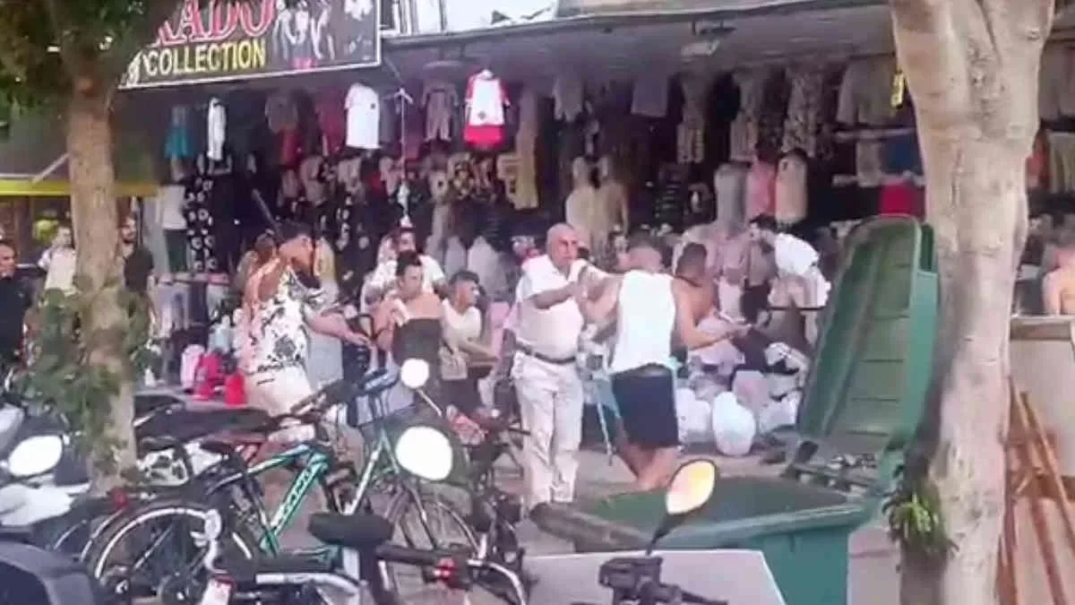 Antalya’da İngiliz turistler ile esnaf birbirine girdi: Taş ve sopalar havada uçuştu