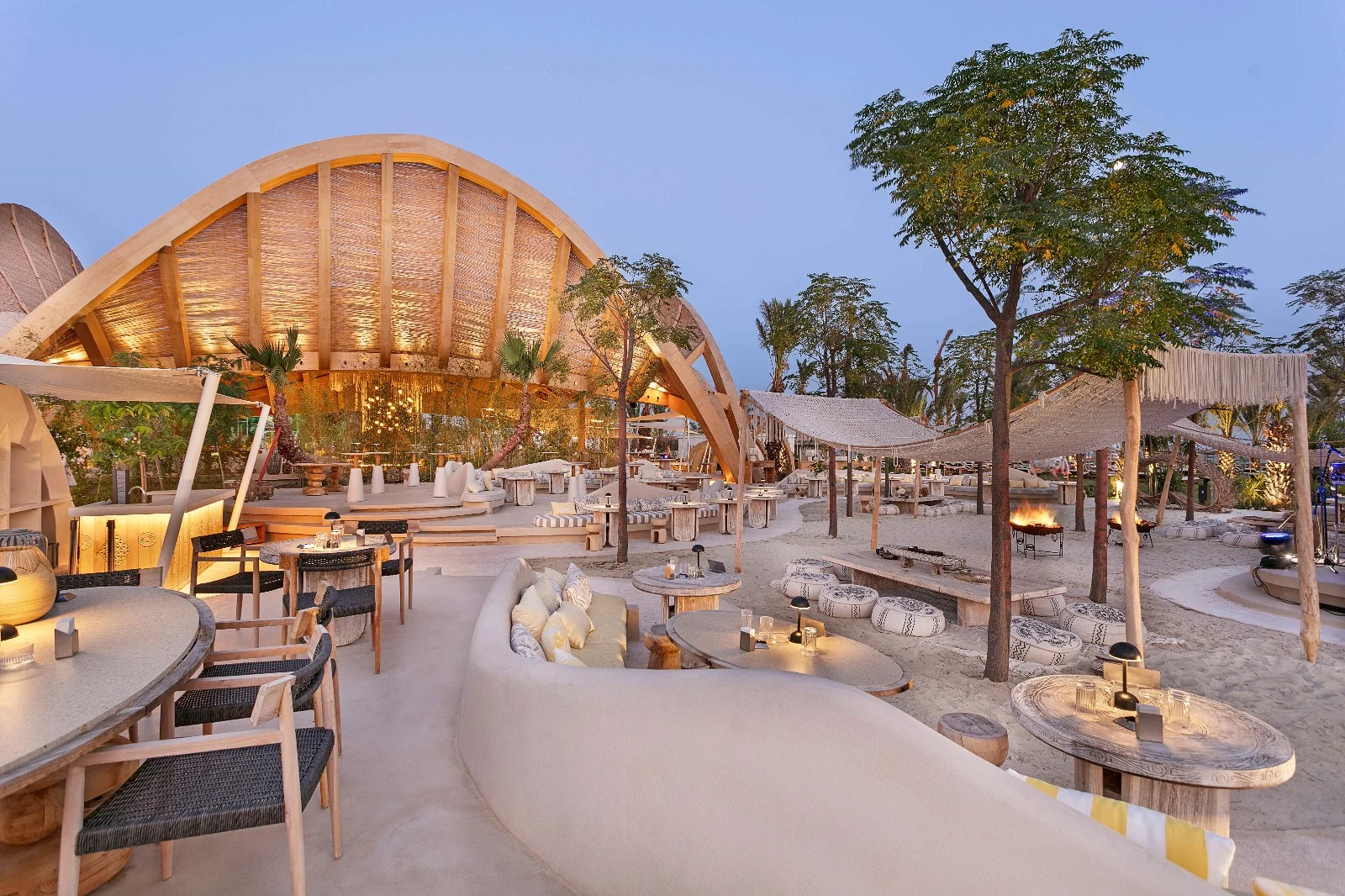 Cullinan Belek’te ikonik buluşma noktası Galapagos Beach Club