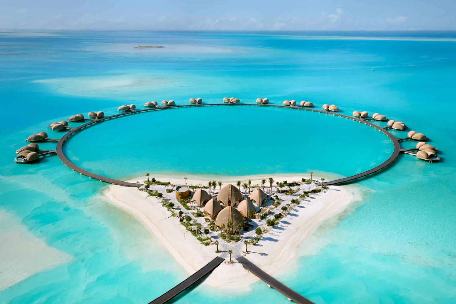 Turizme 800 milyar dolar yatıracak olan Suudi Arabistan otelleriyle çığır açacak