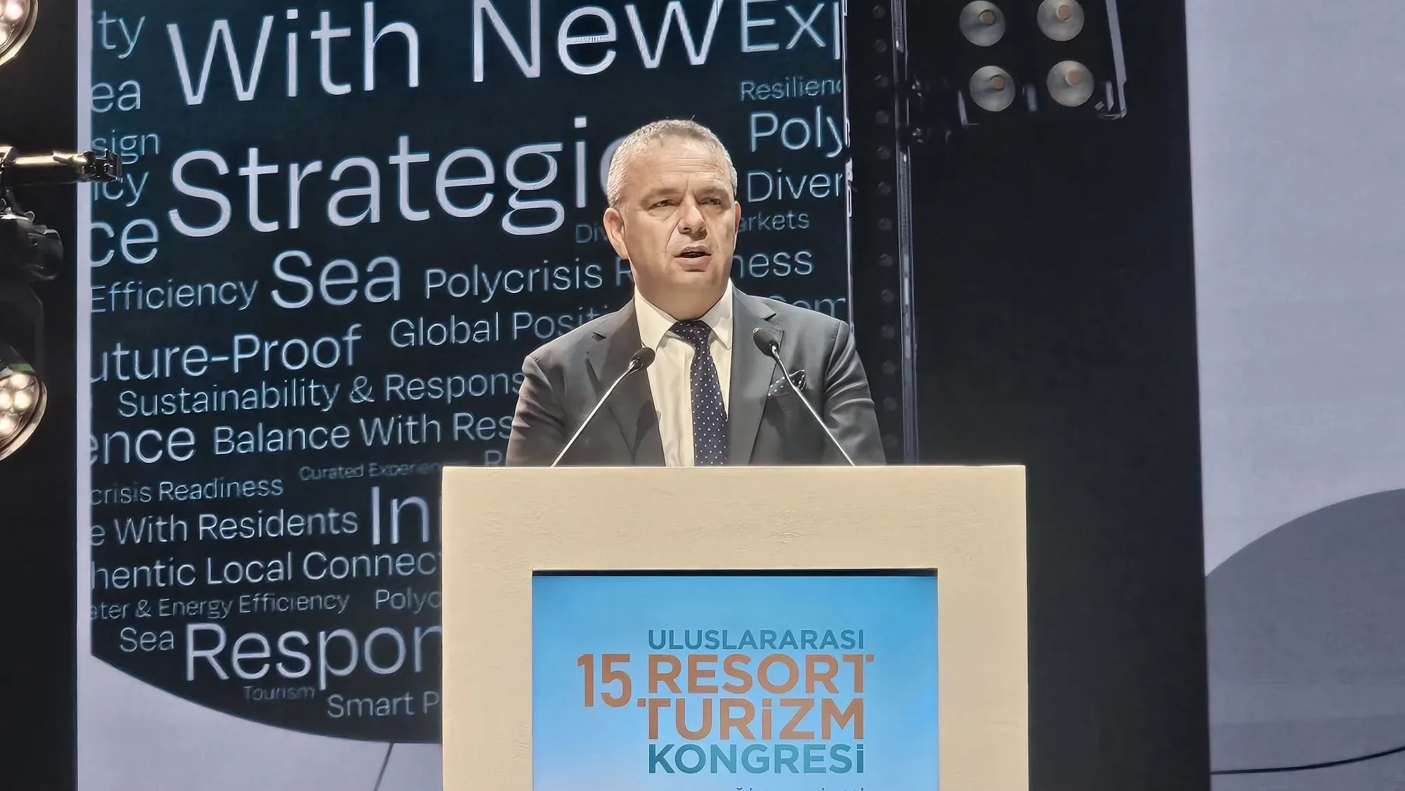 Sezgin Yılmaz: "Turizmde dönüşüm, daha nitelikli turist, daha yüksek kişi başı harcama ile mümkün"