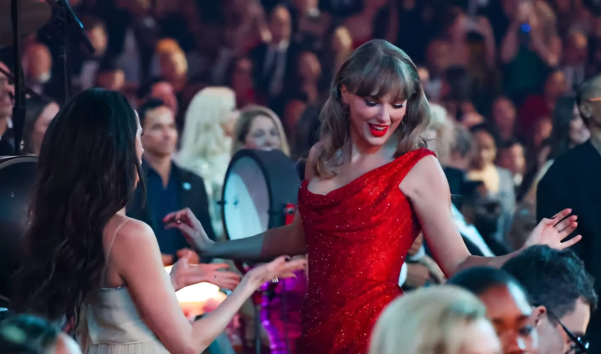 Ünlü müzik ödülü Grammy'de Taylor Swift'e Türkiye esprisi