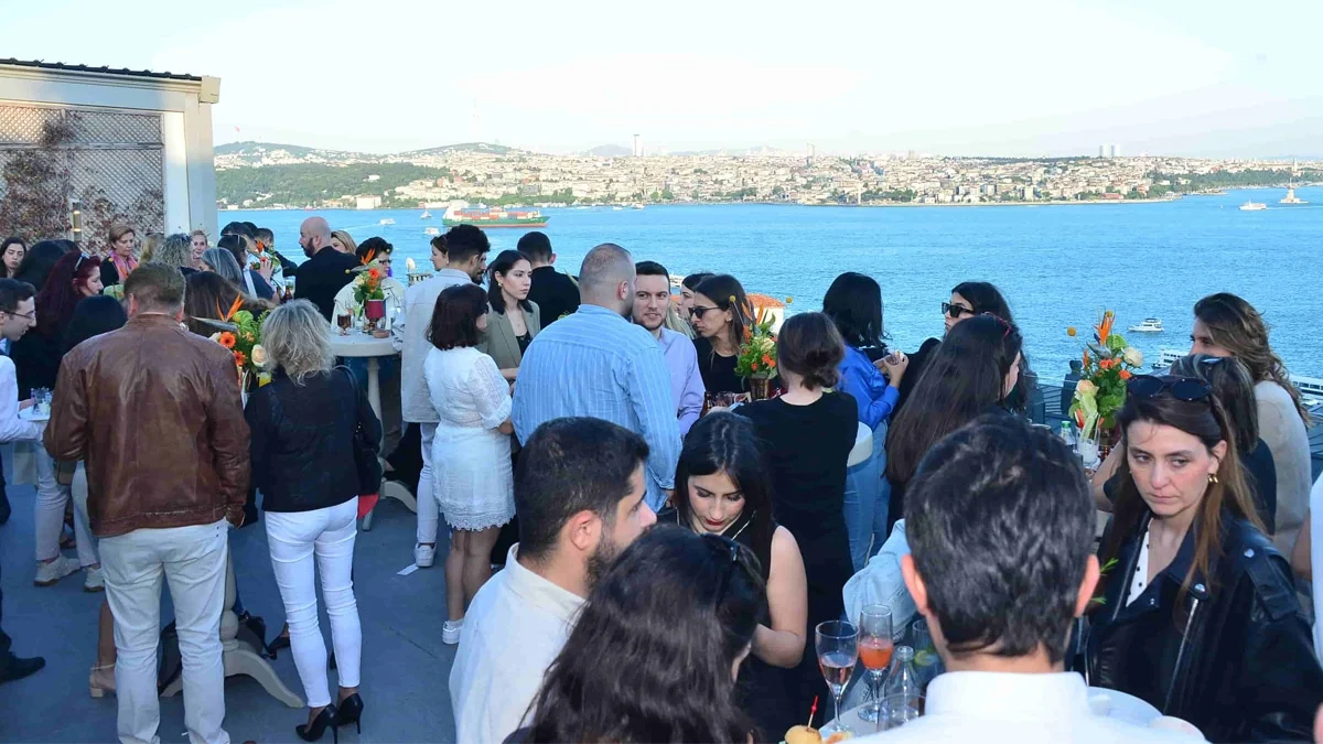 Turizm dünyası The Artisan İstanbul’un boğaz manzaralı terasında buluştu