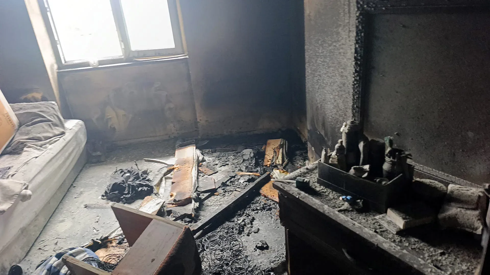 Antalya'da otel lojmanında yangın 