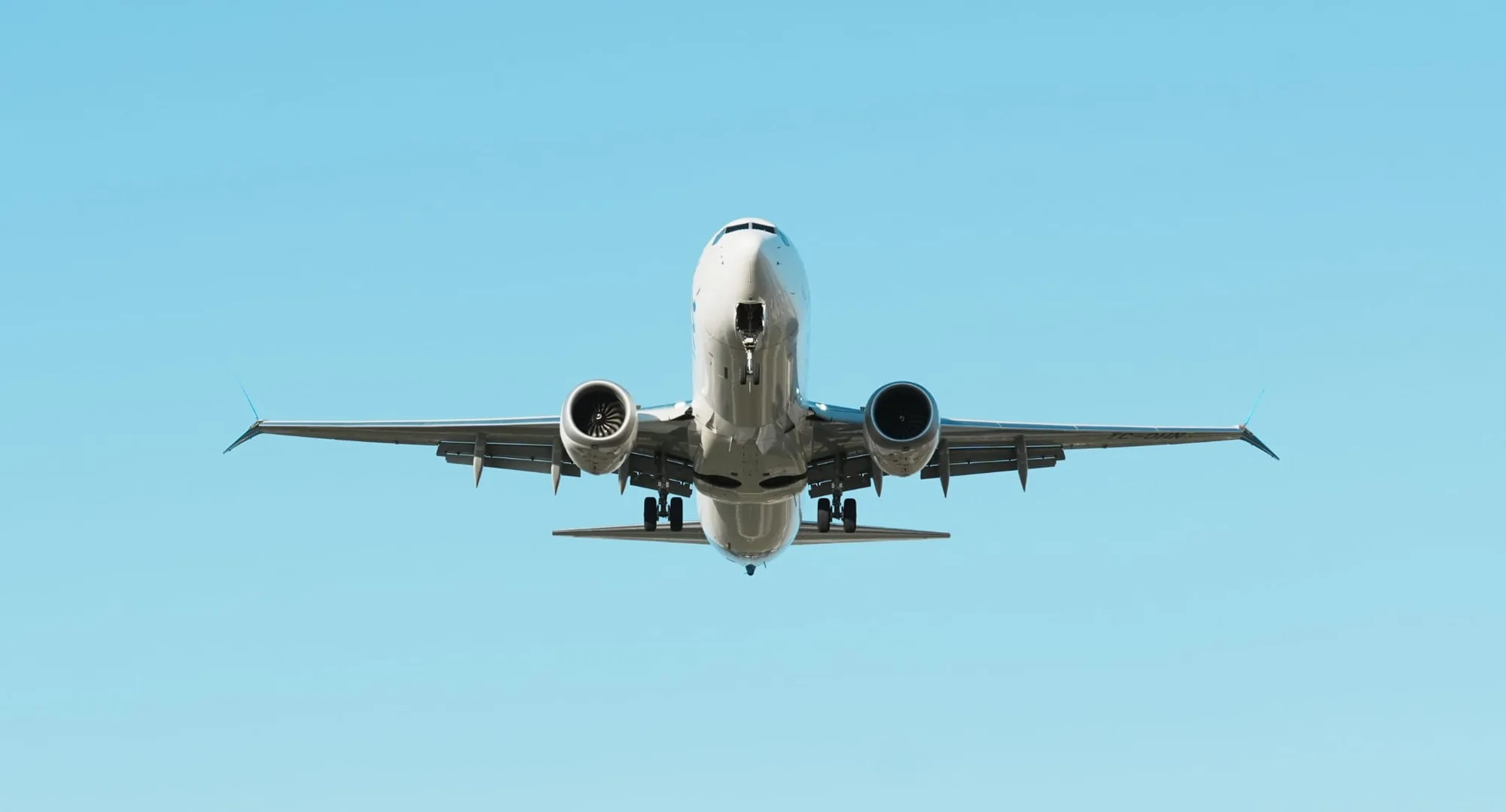 Bu yaz Antalya’ya gelecek olan Rus turistler için uçak bileti sıkıntısı olabilir