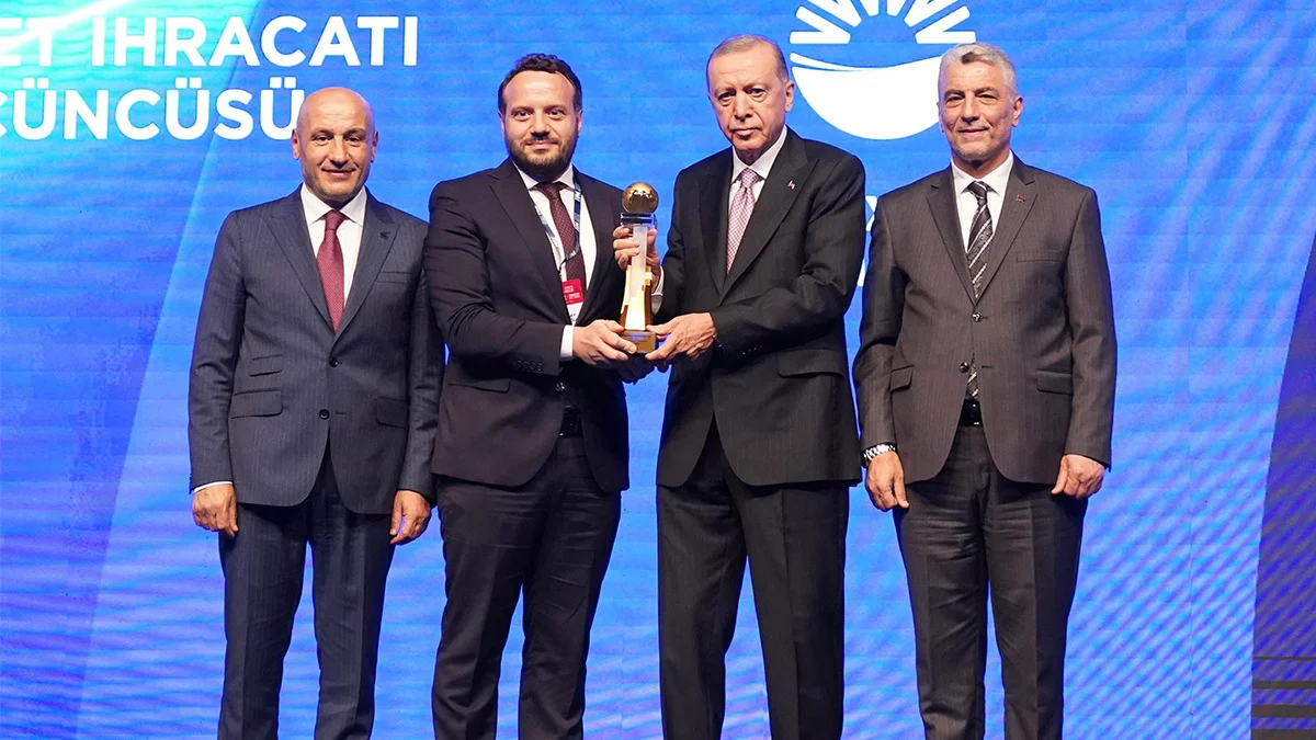 SunExpress, hizmet ihracatına en fazla katkı sağlayan şirketler arasında