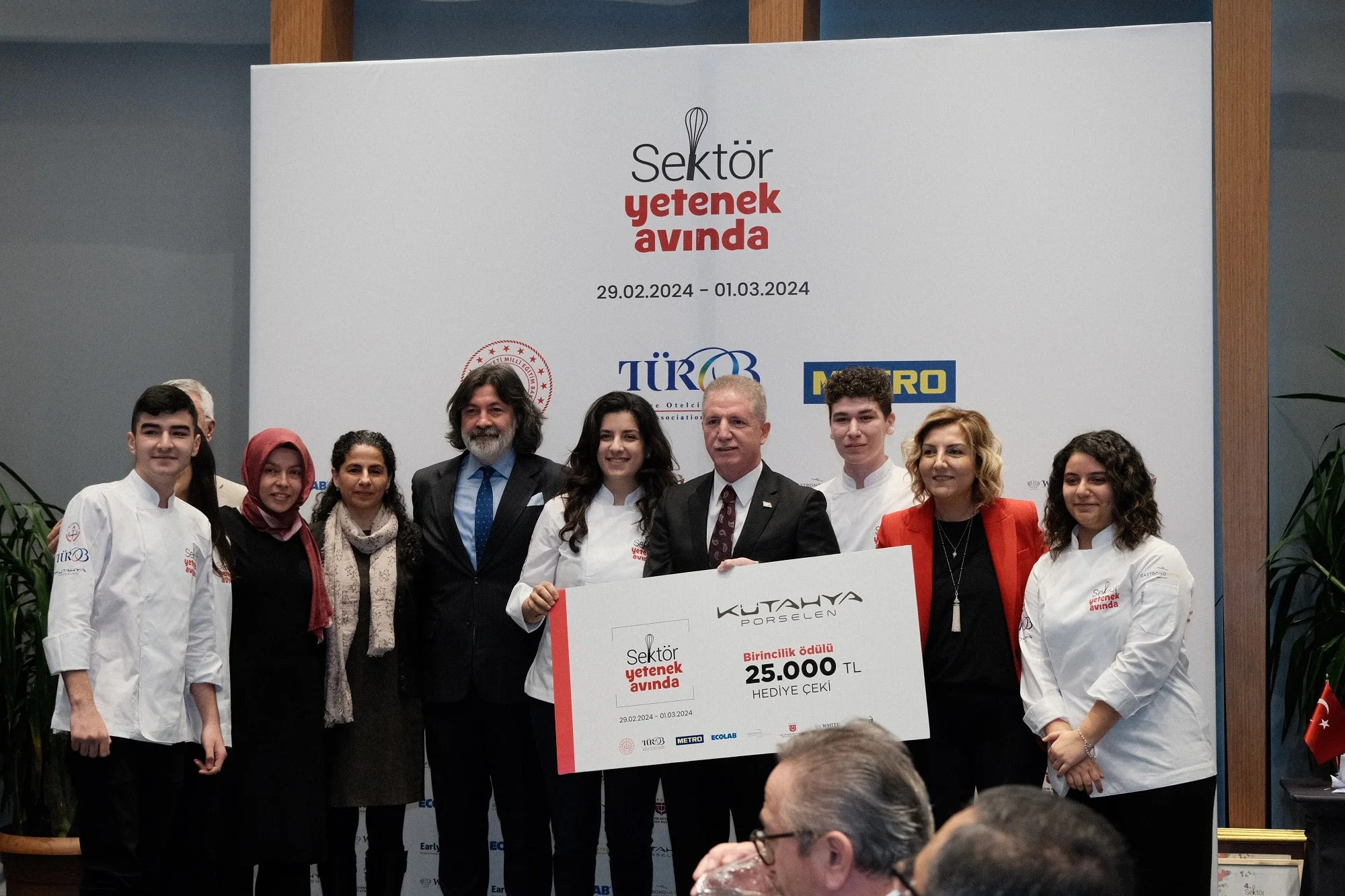 Genç şefler hünerleriyle jüriyi etkiledi