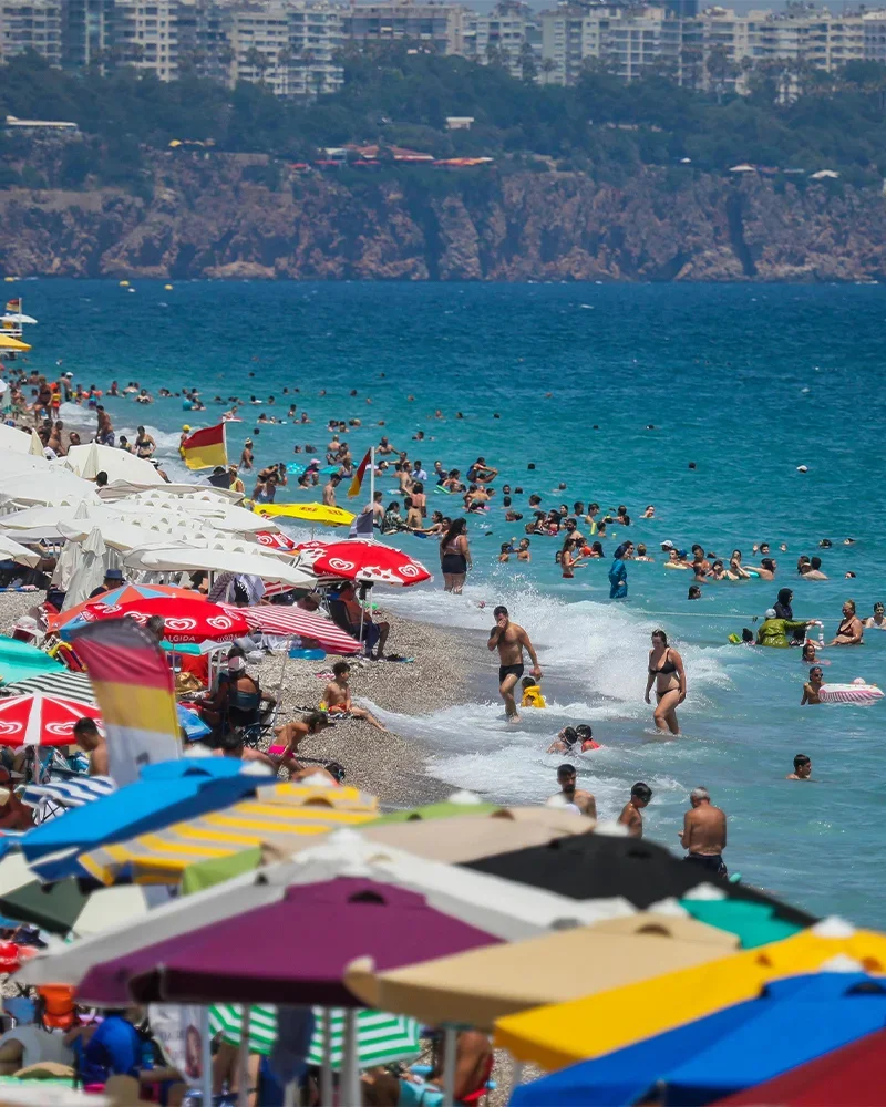 Recep Yavuz: “233 mavi bayrağa sahip Antalya’da deniz kirliliğini konuşmak acı”