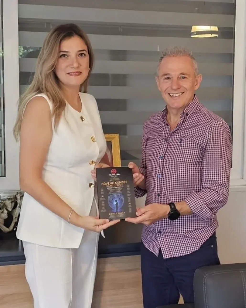 Miarosa Hotels, minik misafirlerine kitap hediye ediyor
