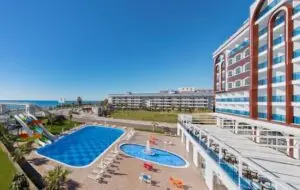 Antalya'daki 5 yıldızlı lüks otel, borçlarına karşılık Halk Bankası'nın oldu