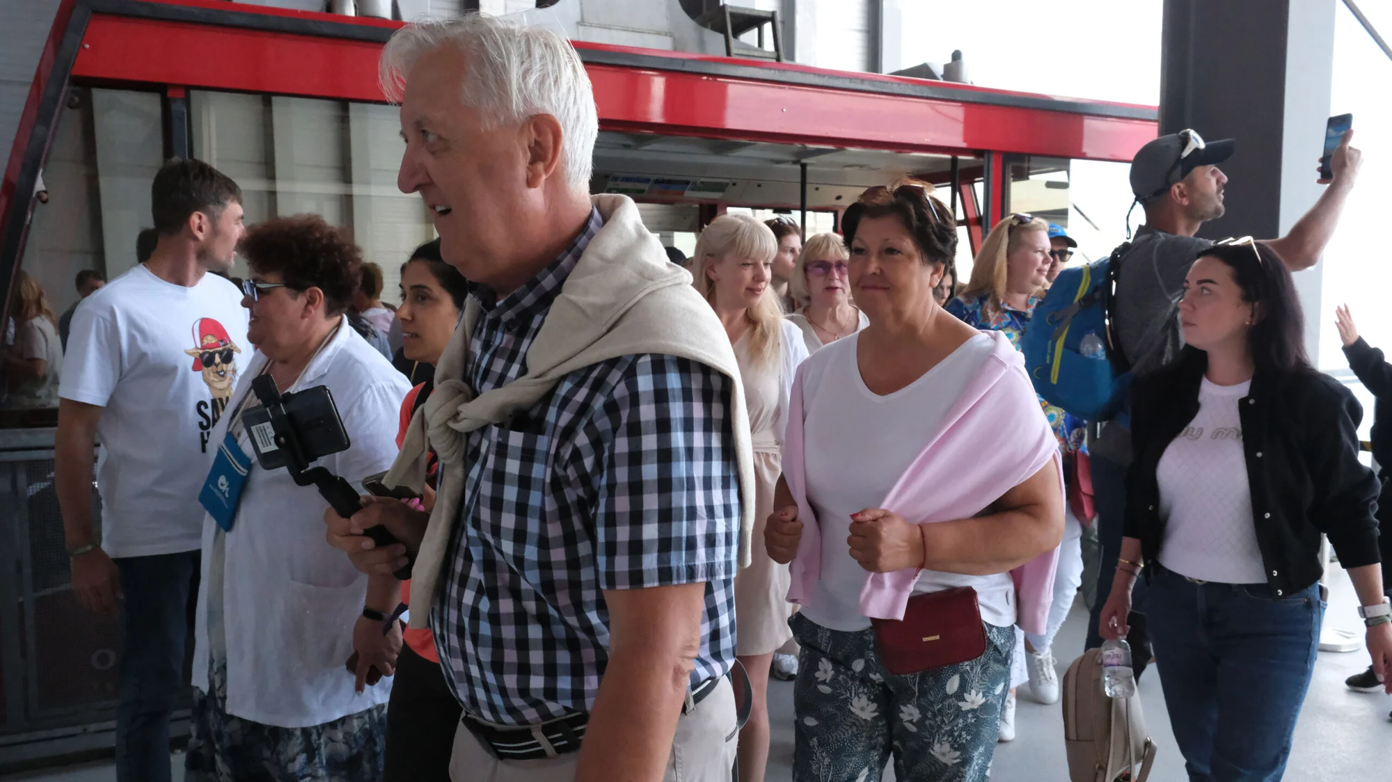 400 acenteciden Kemer çıkarması